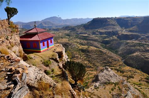  Il Monastero di Debre Damo! Un viaggio mistico sulle vette dell'Etiopia